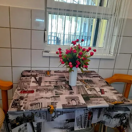 Pecs Central * Pécs