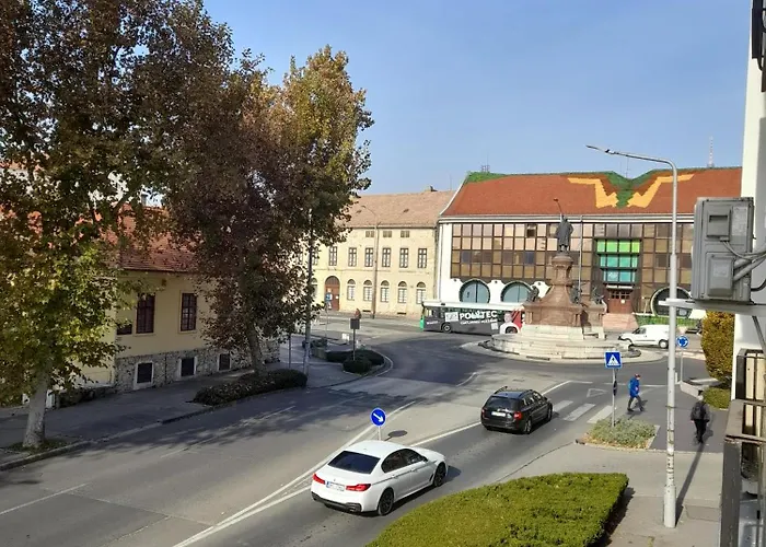 아파트 Pecs Central 페치