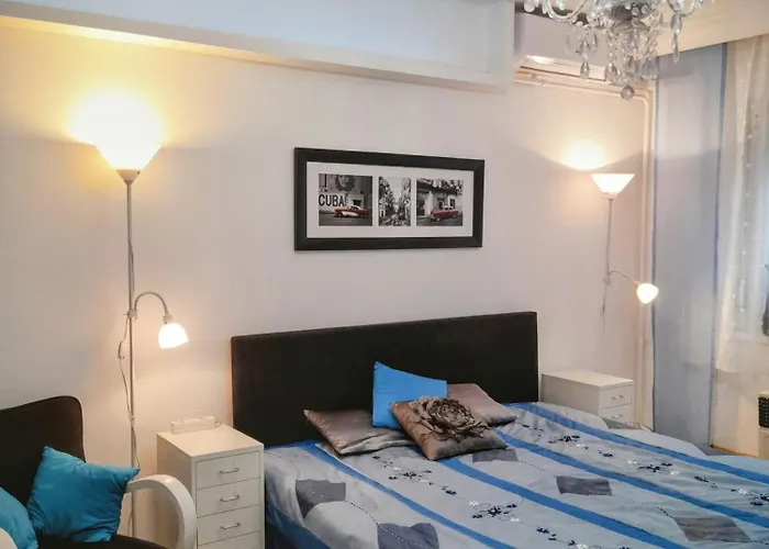 아파트 Pecs Central *